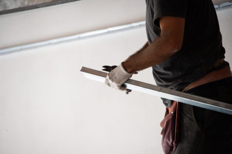 Lavori in corso nel coworking Sancisi6 a Santarcangelo di Romagna